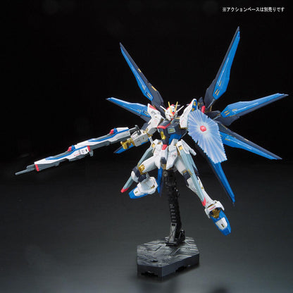 Bandai 1/144 RG ZGMF-X20A Strike Freedom Gundam