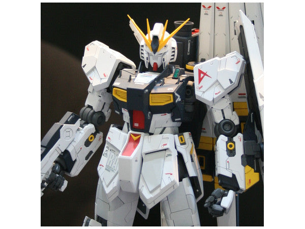 Bandai 1/100 MG Nu Gundam Ver.KA